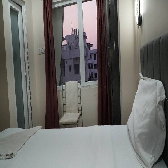 SINGH RESIDENCY room